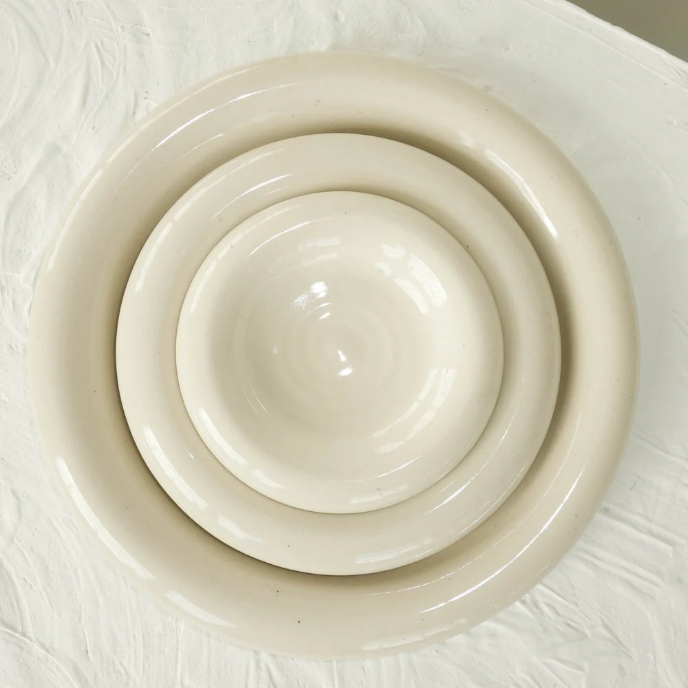 Assiette chunky en grès [formats et couleurs variées] - Image 3