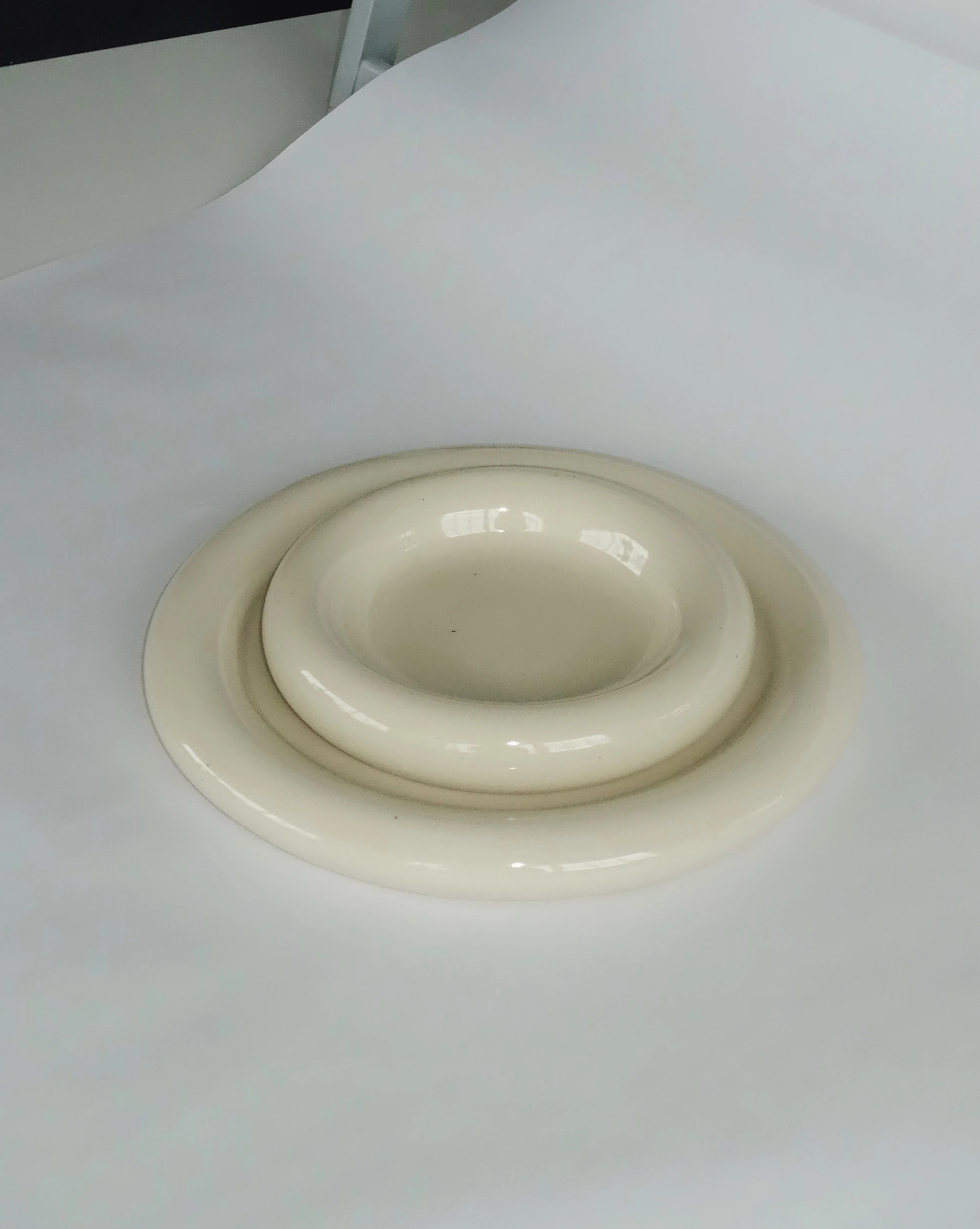 Assiette chunky en grès [formats et couleurs variées] - Image 6