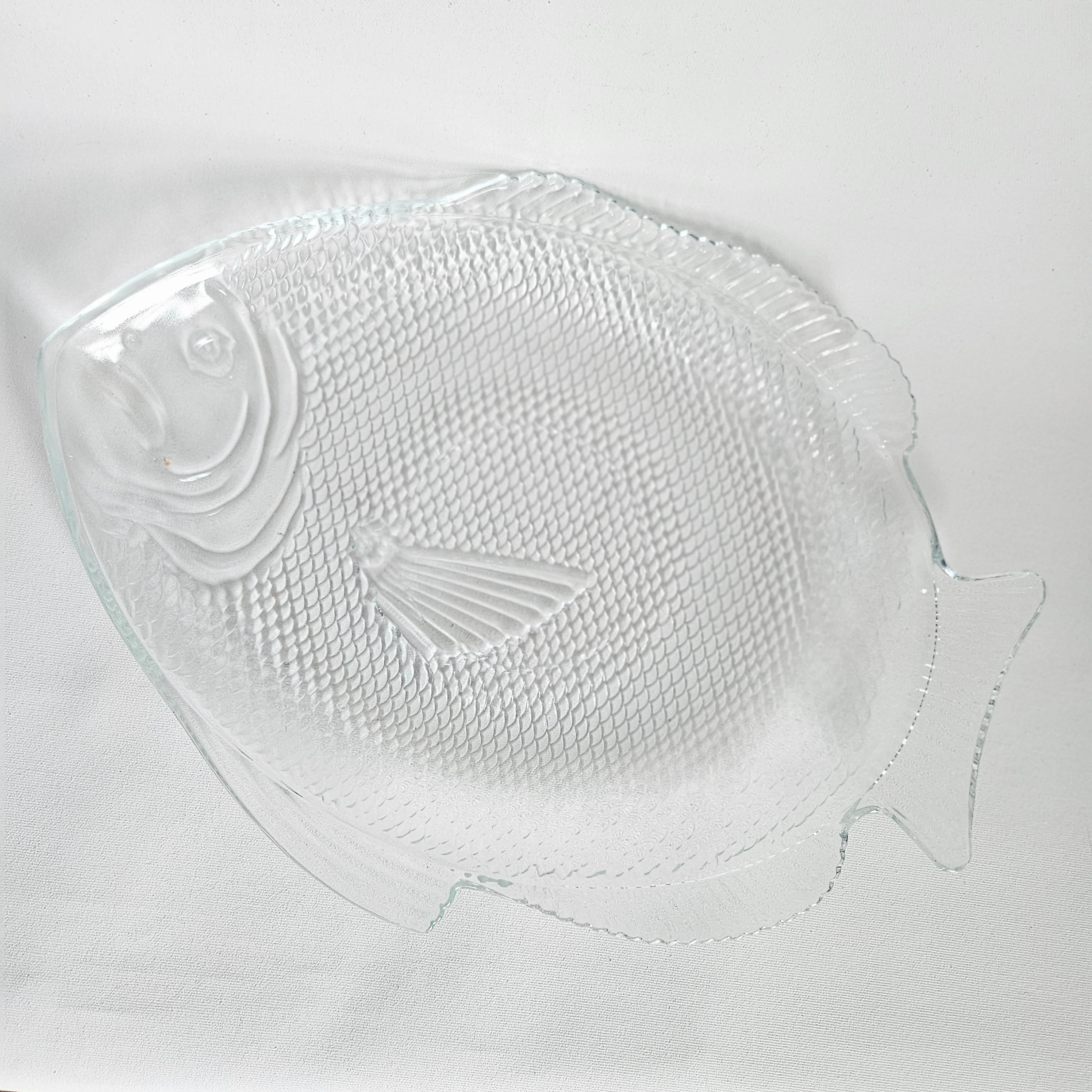 Assiette en verre texturé Poisson, USA vintage - Image 2