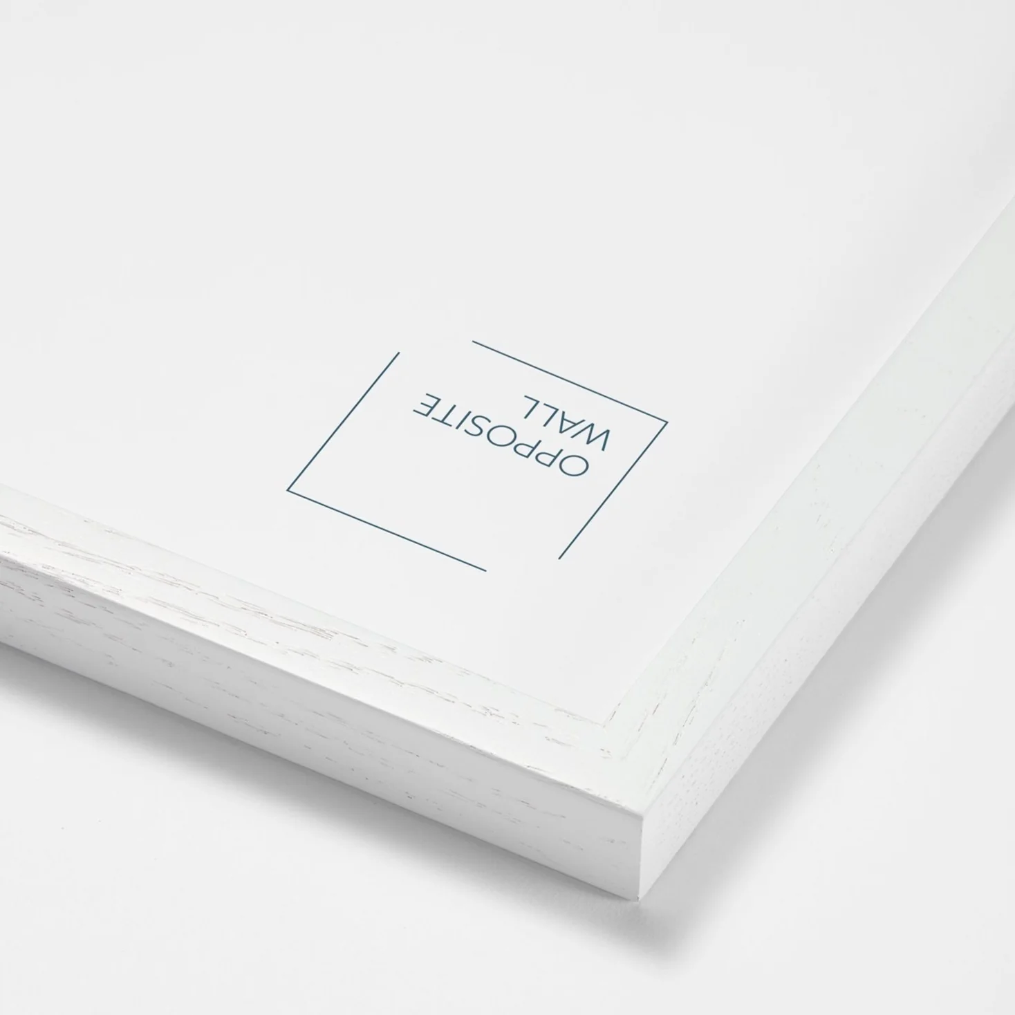 Cadre bois blanc et plexiglas [18 x 24 po]
