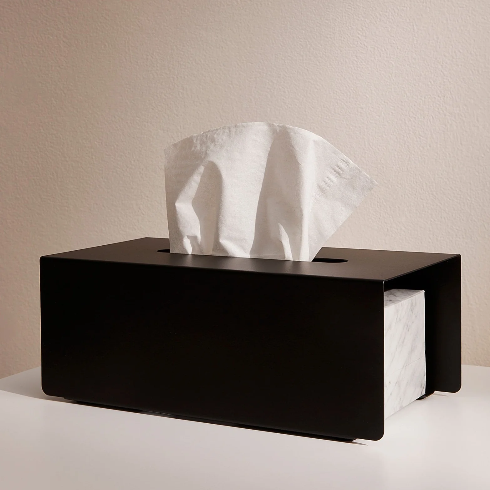 Couvre-boîte de mouchoirs noir