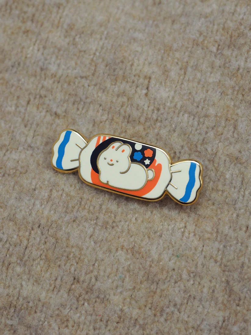 Épinglette White Rabbit - Image 3