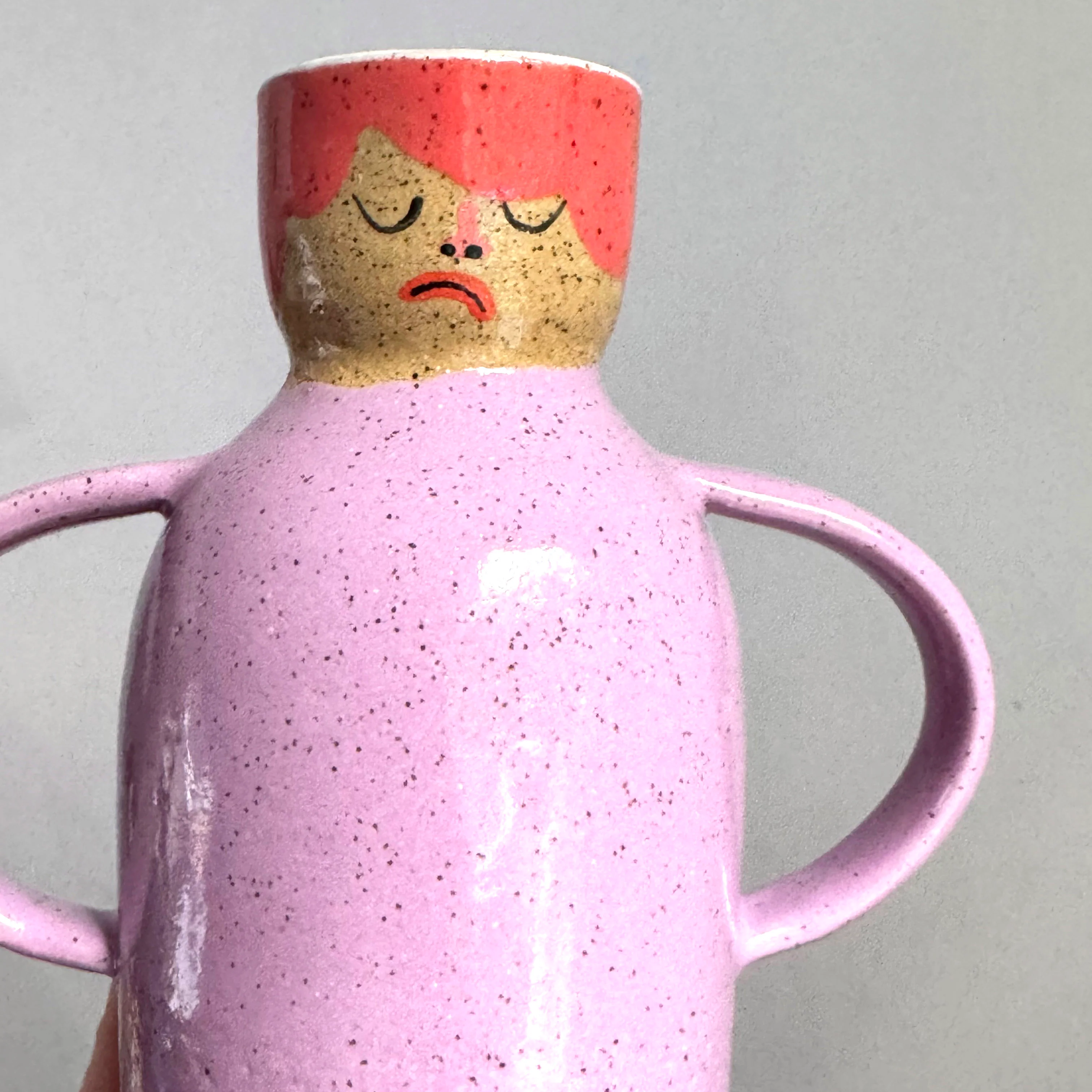 Lady vase lilas