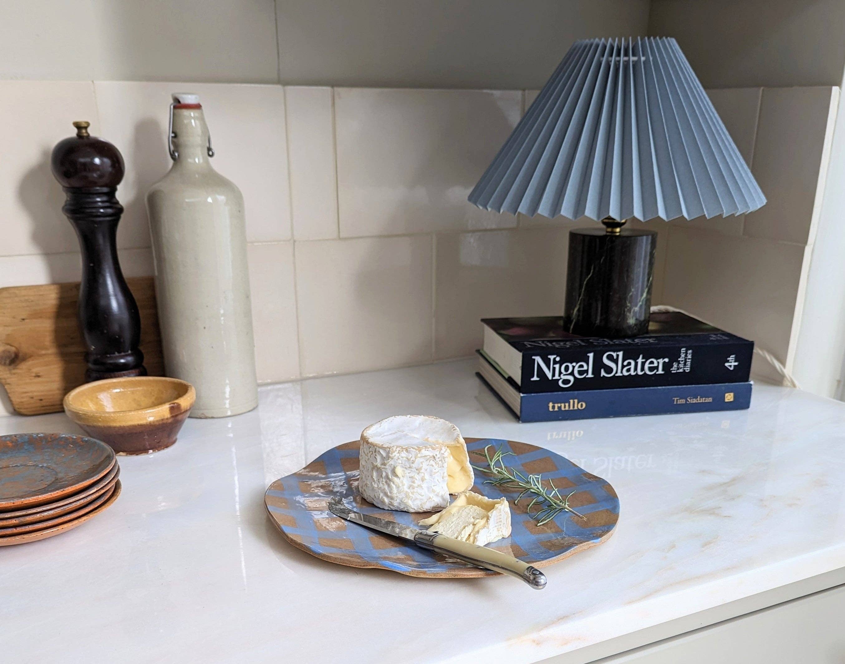Plateau grande assiette ronde de service Gingham bleu - Image 4