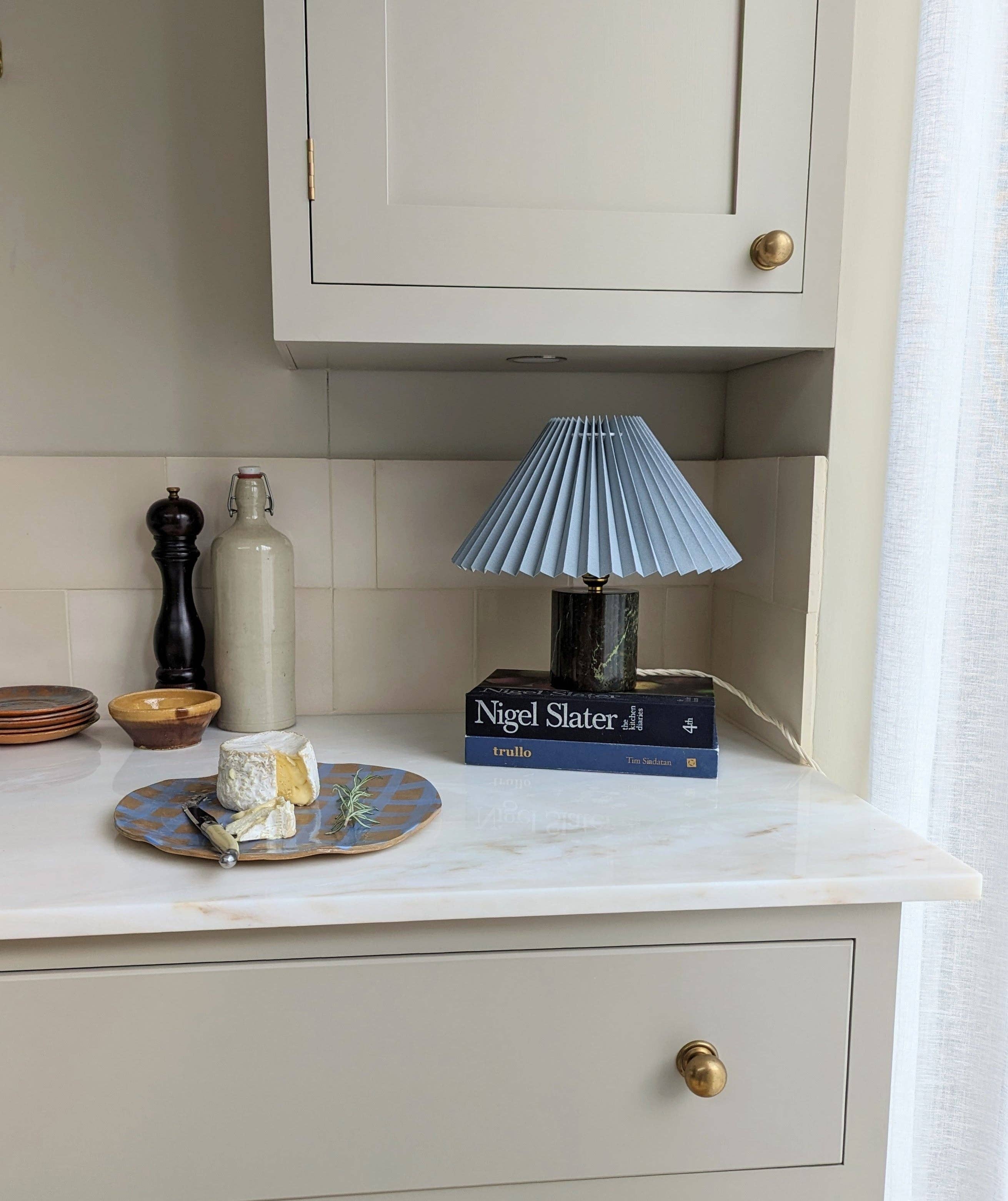 Plateau grande assiette ronde de service Gingham bleu - Image 8
