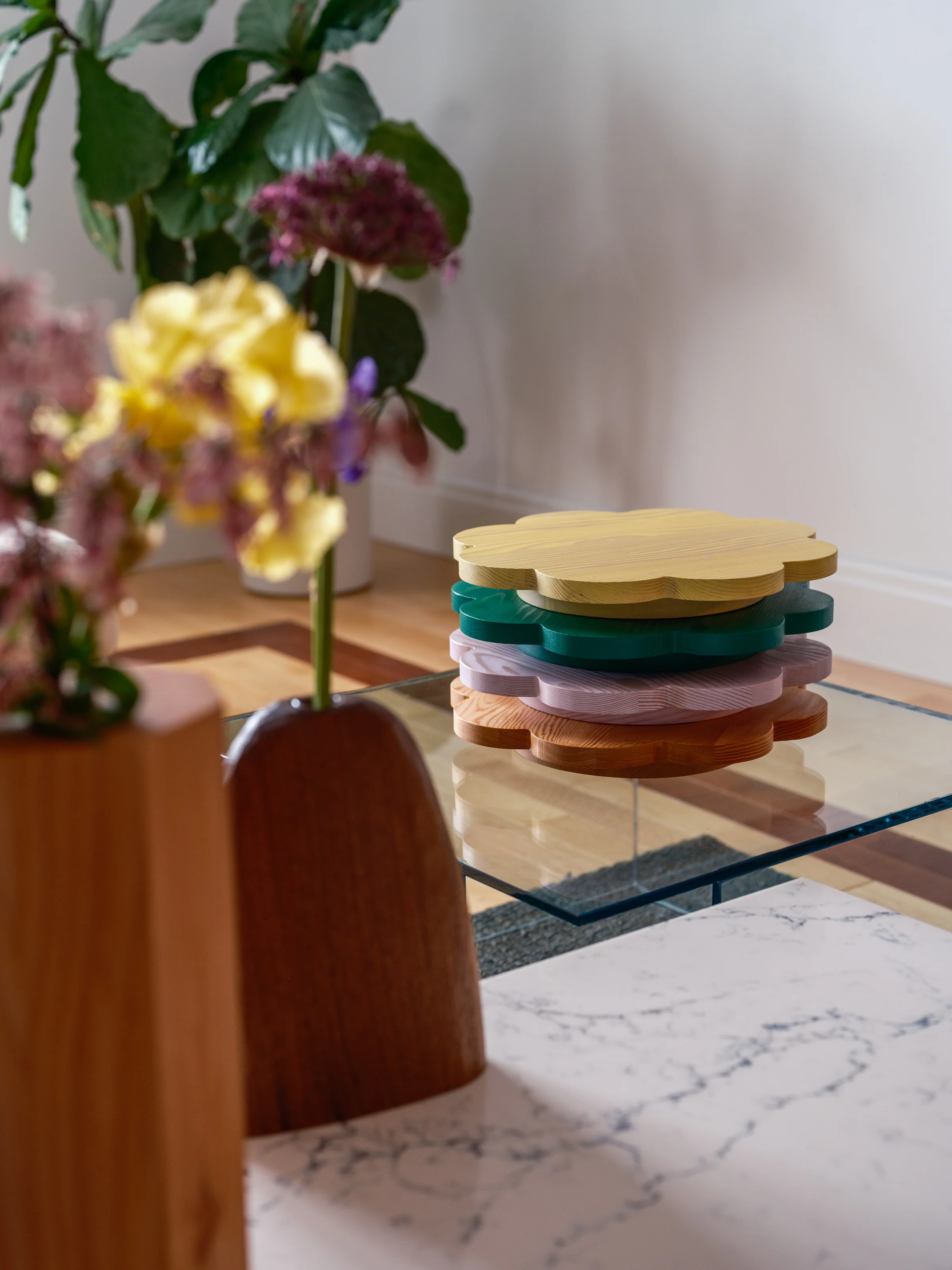 Plateau pivotant Rosa en bois [couleurs variées] - Image 3