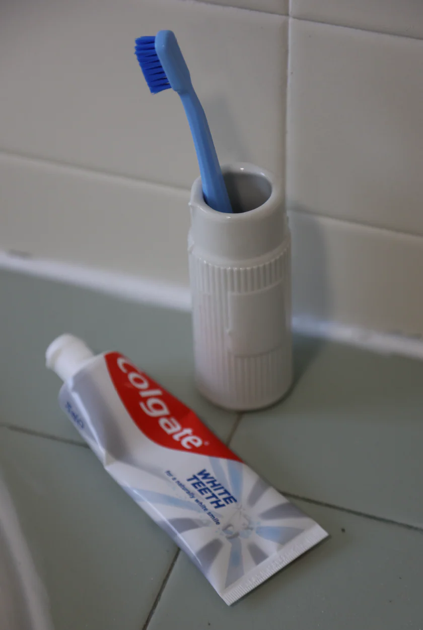 Porte-brosse à dents en porcelaine [couleurs variées] - Image 2