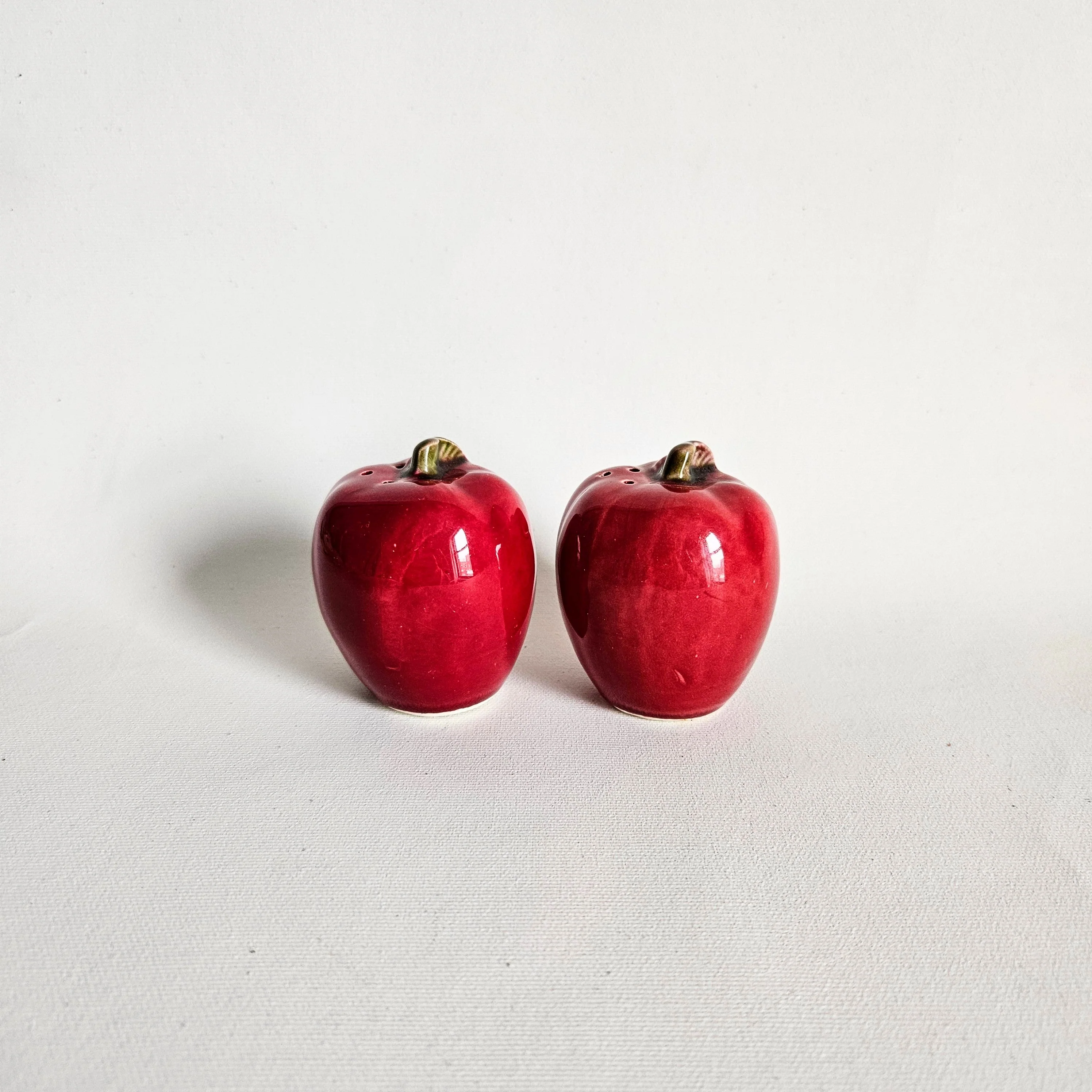 Salière-poivrière Pommes vintage