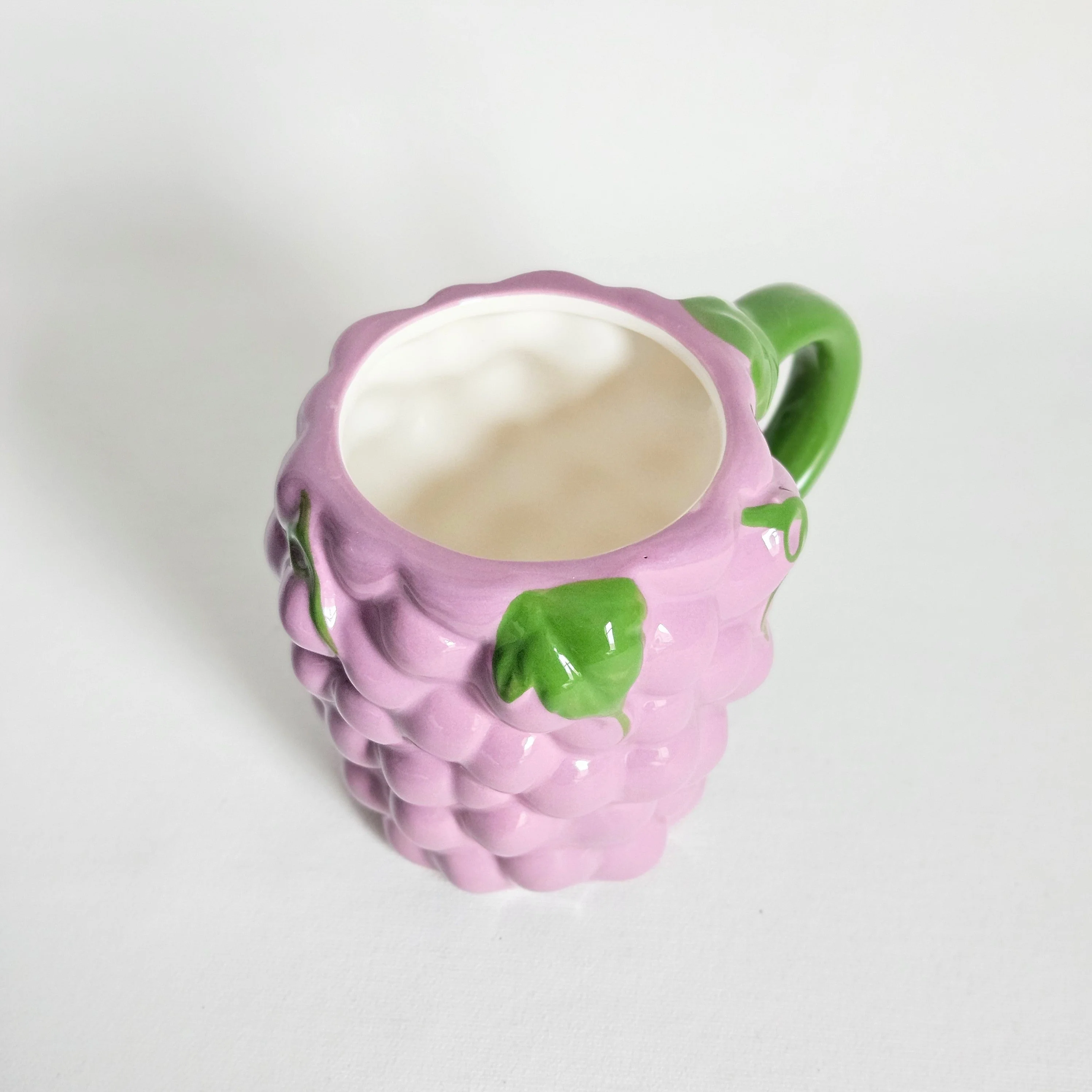 Tasse-mug en céramique texturée vintage Raisin - Image 2