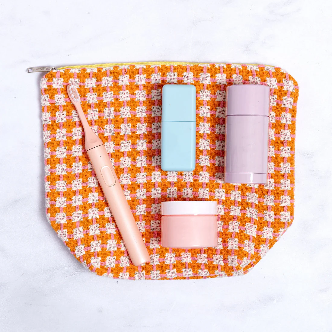 Trousse de toilette en coton recyclé orange et rose - Image 2